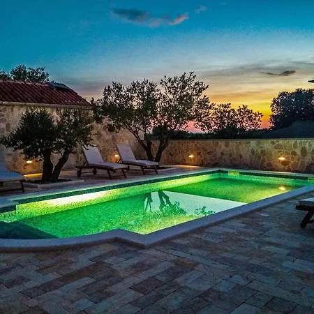 Modern Escape With Private Pool Sauna Game Bbq Near Βίλα *
